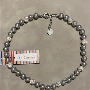 Les Cordes Gray and Silver Beaded Necklace handmade